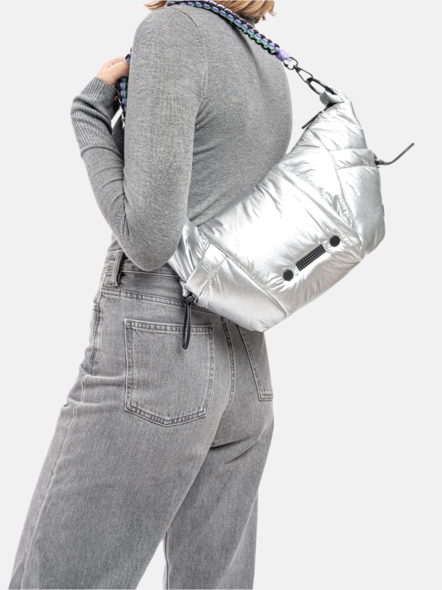 #color_SILVER