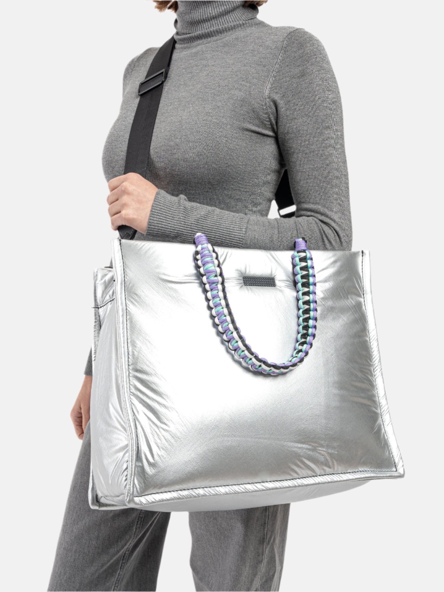 #color_SILVER