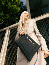 Load image into Gallery viewer, variant_black