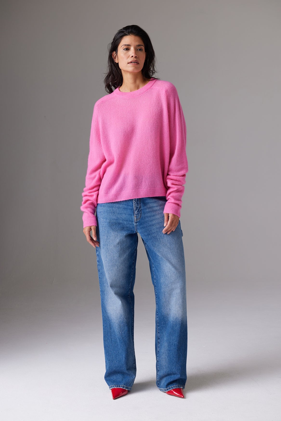 AMARA LOBO CREW | FROSTING