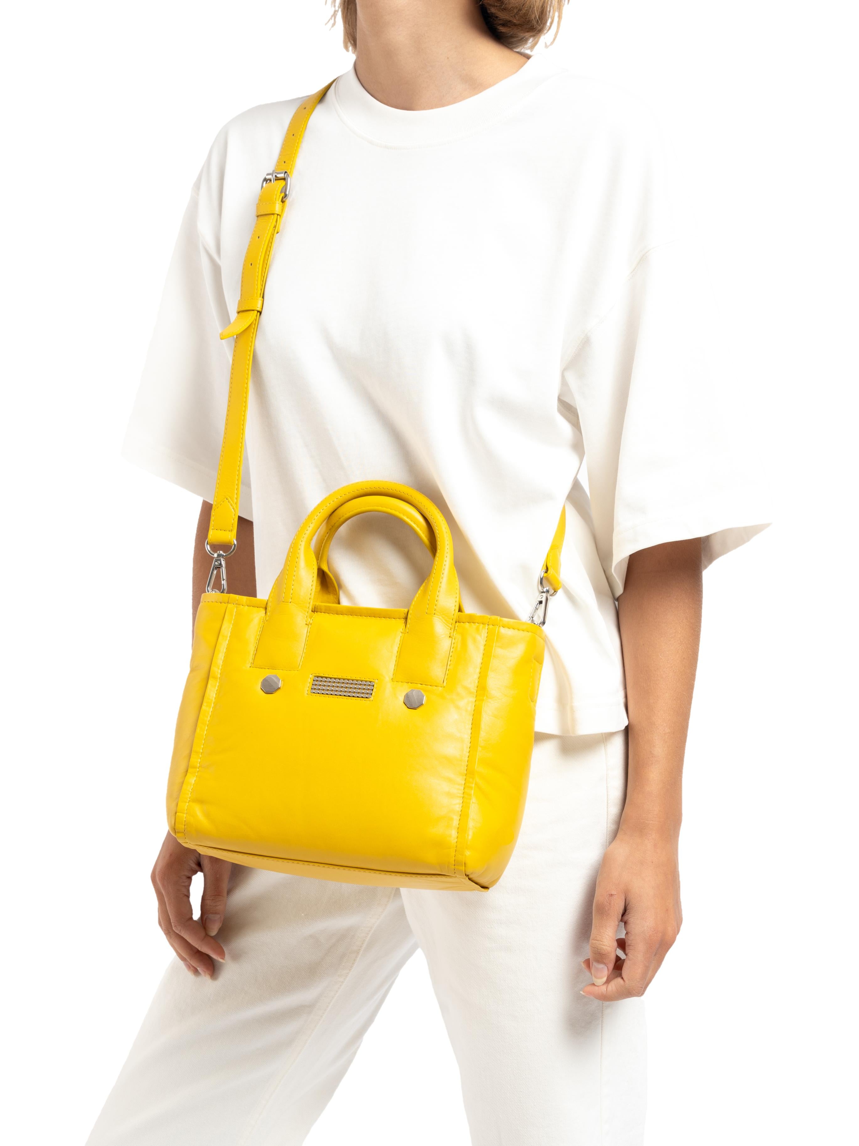 #color_YELLOW